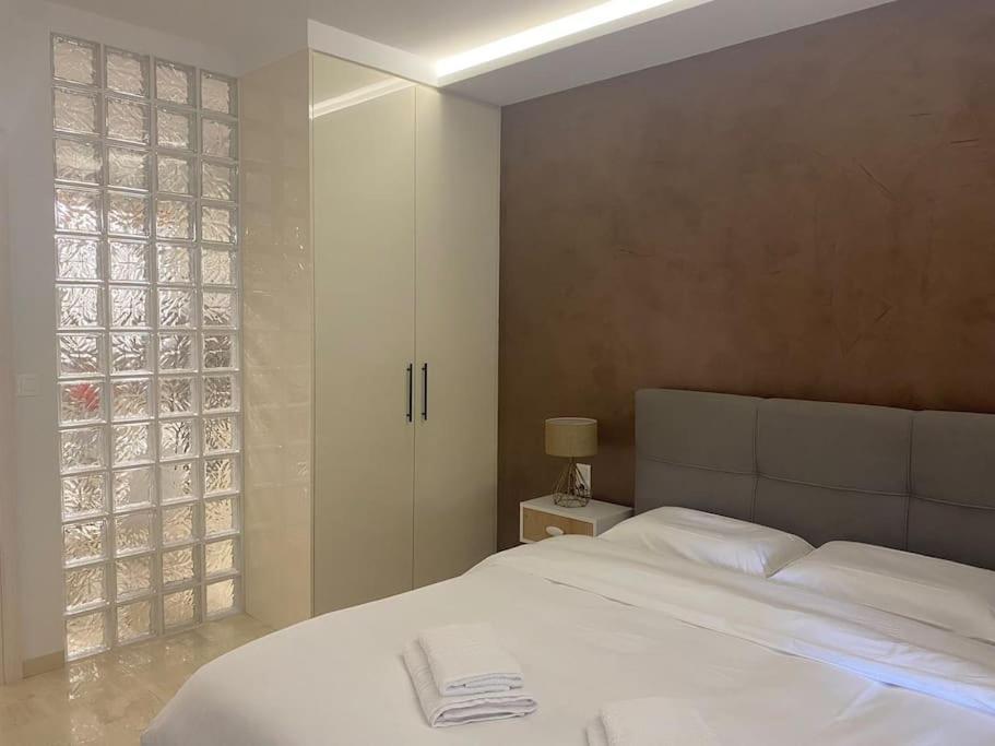 Apartment By The Castle Ioannina Buitenkant foto