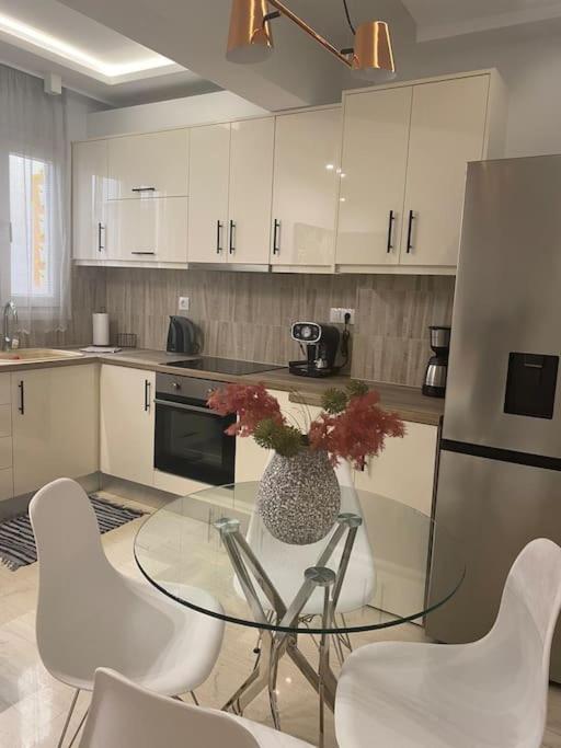 Apartment By The Castle Ioannina Buitenkant foto