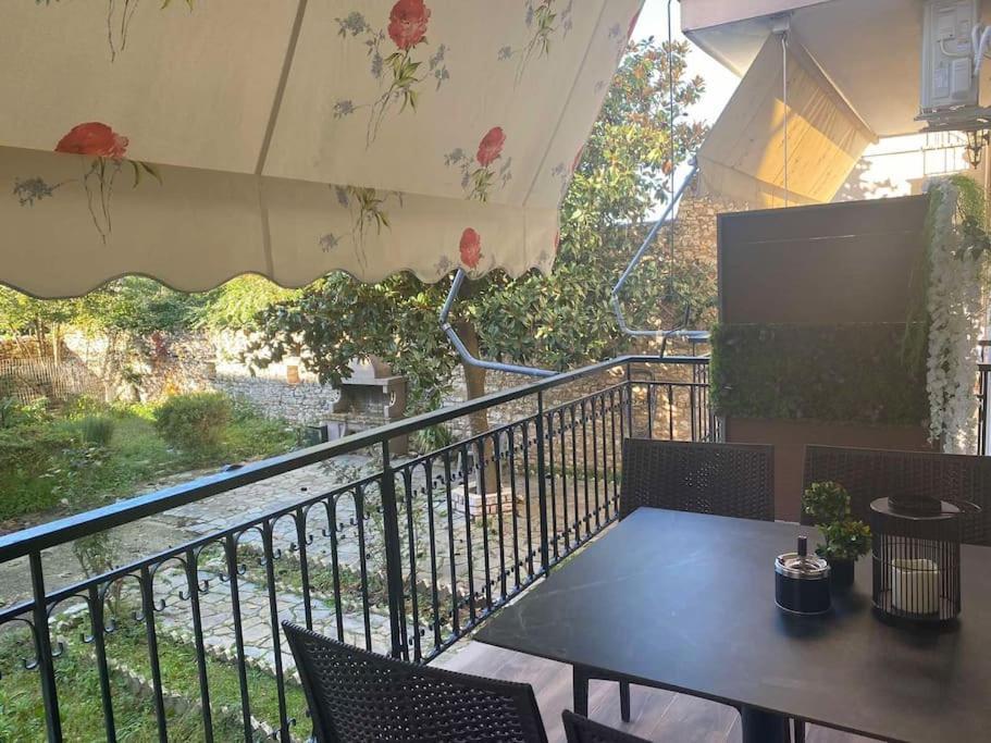 Apartment By The Castle Ioannina Buitenkant foto